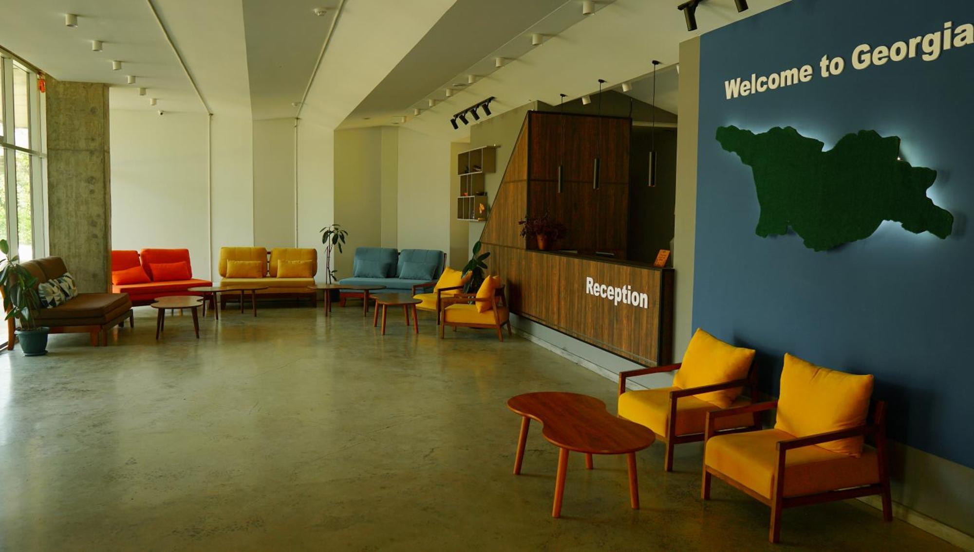 Hotel Nobilis Hall كوبوليتي المظهر الخارجي الصورة