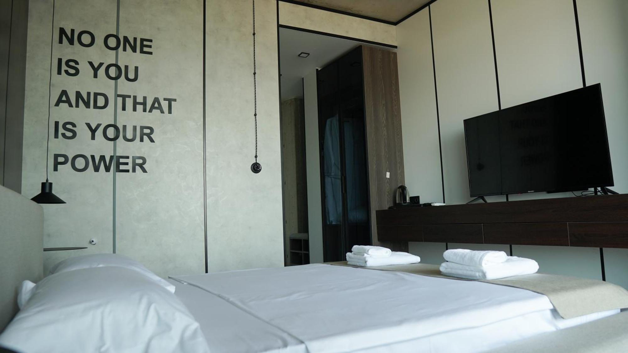 Hotel Nobilis Hall كوبوليتي المظهر الخارجي الصورة
