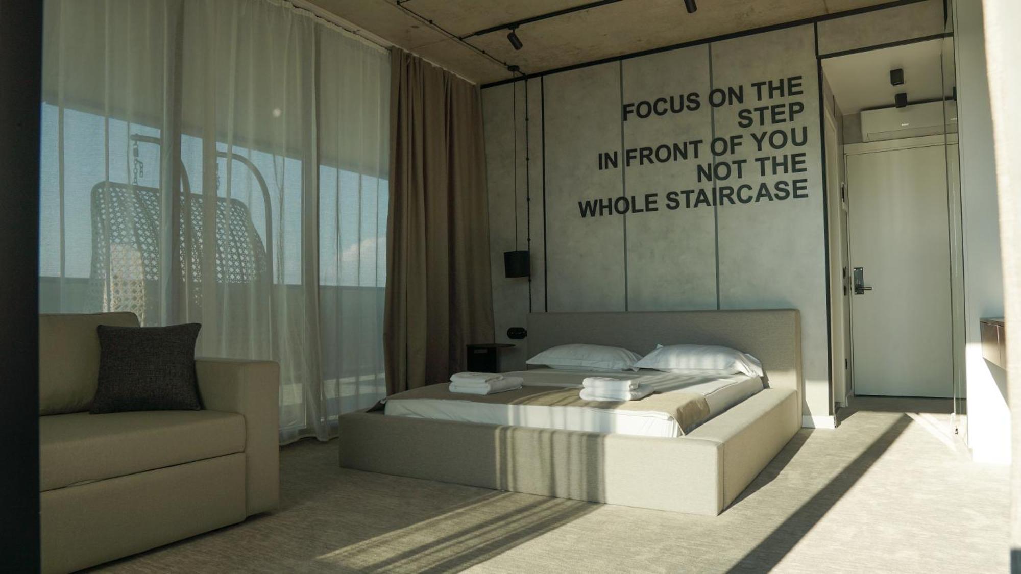 Hotel Nobilis Hall كوبوليتي المظهر الخارجي الصورة