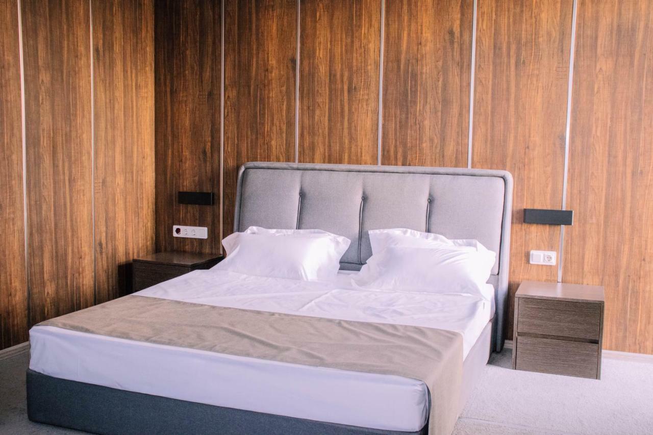 Hotel Nobilis Hall كوبوليتي المظهر الخارجي الصورة